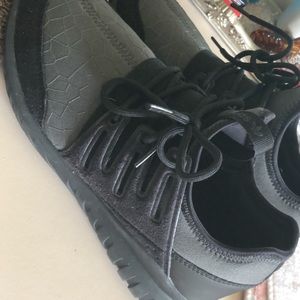 ADIDAS shoes SZ. 4.5Y (fits women 6) WORN TWICE!!